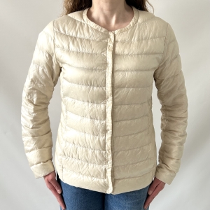 naturalny puch kremowa kurtka pikowana UNIQLO