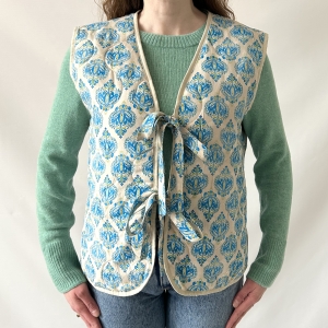 pikowana kamizelka niebieski wzór Sophie & Me Amsterdam