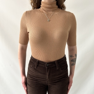 karmelowy golf ODEEH wełna + jedwab