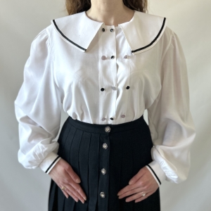 biała koszula z retro kołnierzem wiskoza